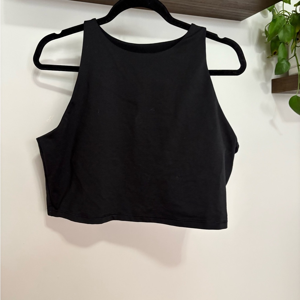 Black Sleeveless Crop Top